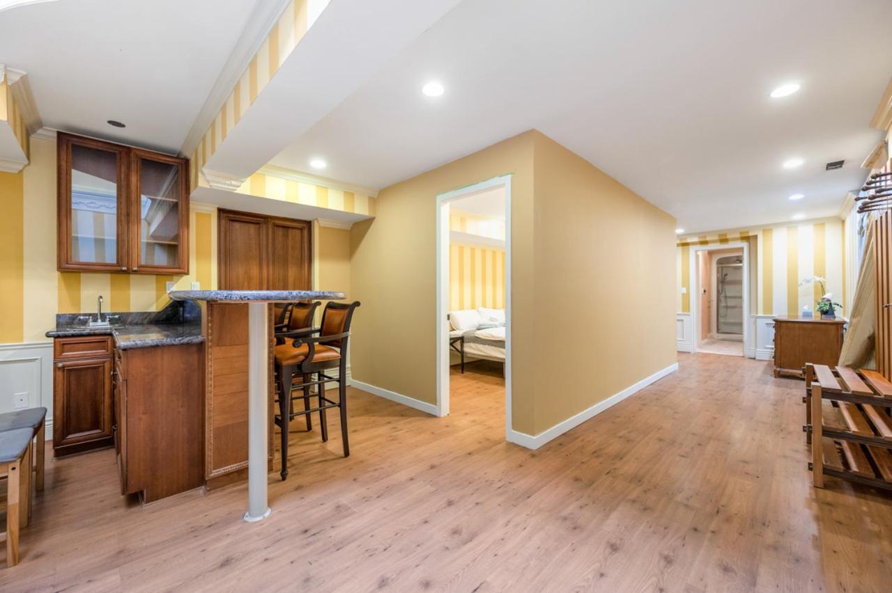 Charming Retreat On Cypress Street, Your Home Away From Home Βανκούβερ Εξωτερικό φωτογραφία
