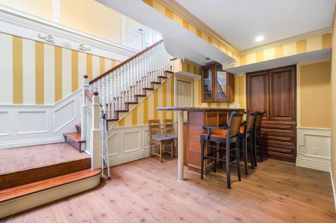 Charming Retreat On Cypress Street, Your Home Away From Home Βανκούβερ Εξωτερικό φωτογραφία